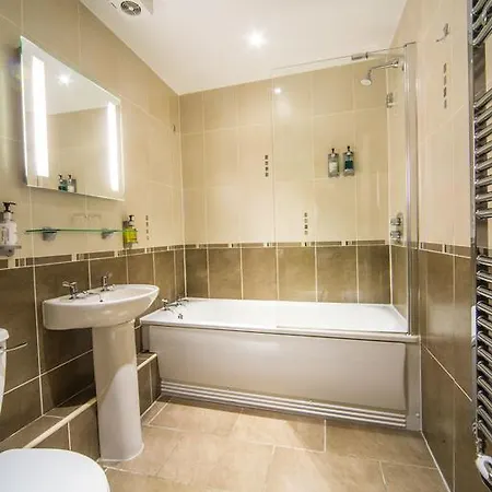 Hunday Manor Country House